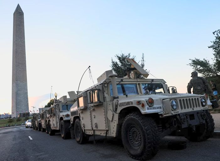 Military tanks in DC